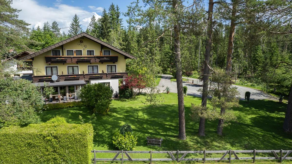 Pension Fischinger Feldkirchen in Kärnten Buitenkant foto