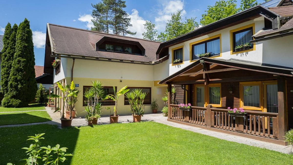 Pension Fischinger Feldkirchen in Kärnten Buitenkant foto