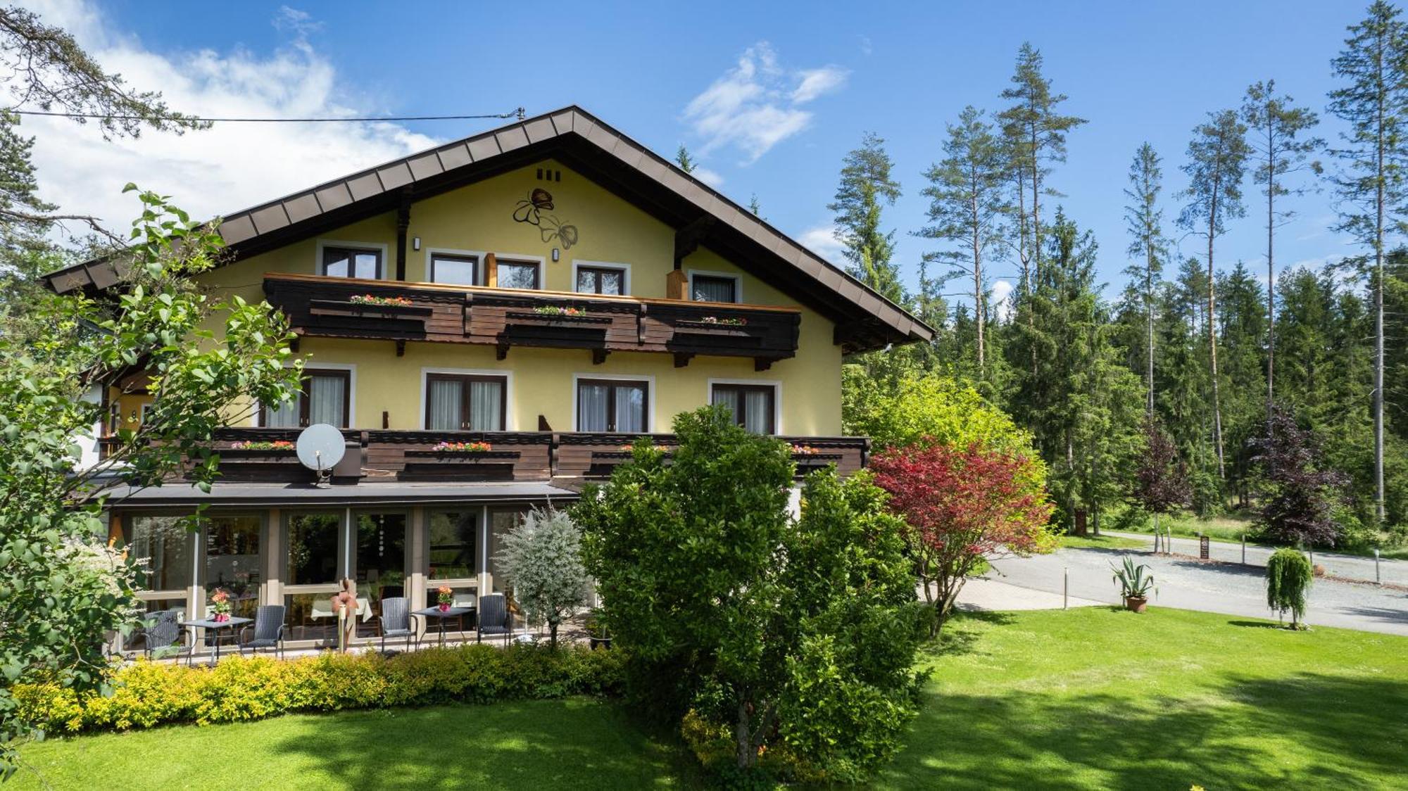 Pension Fischinger Feldkirchen in Kärnten Buitenkant foto