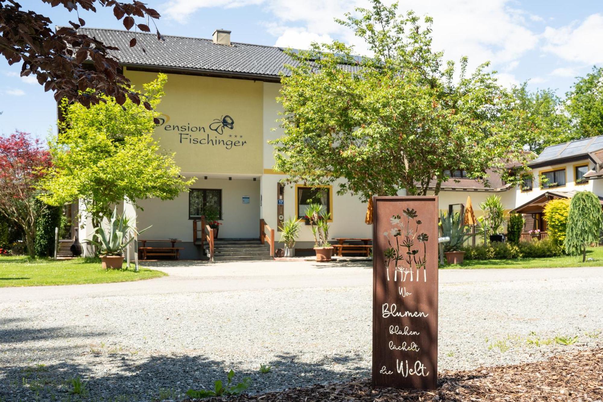Pension Fischinger Feldkirchen in Kärnten Buitenkant foto